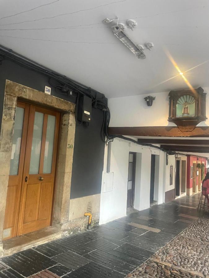 La Santina Y Su Balcon Appartamento Avilés
